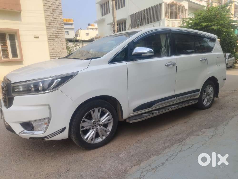 Toyota Innova Crysta 2.5z, 2017, Diesel