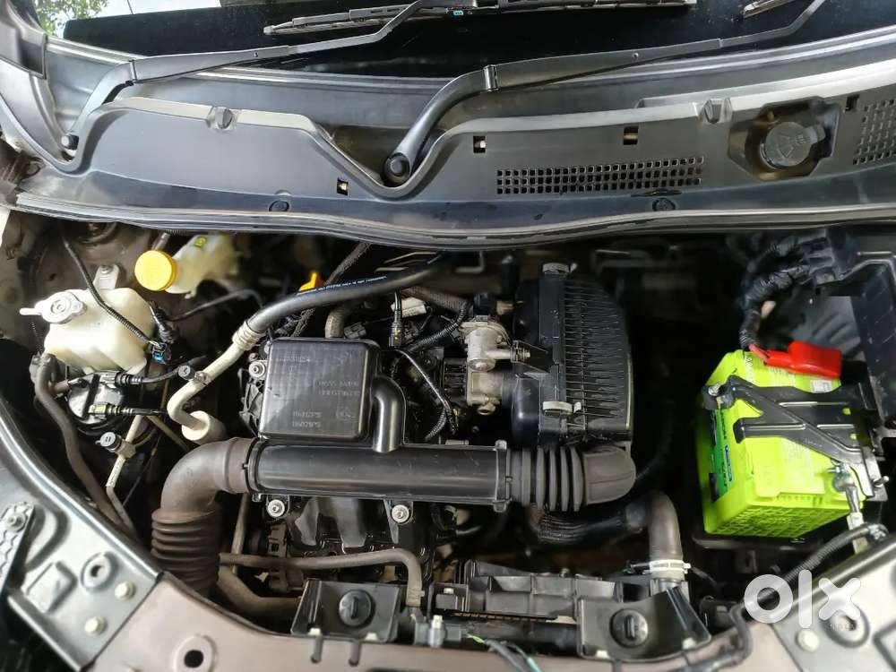 Nissan Magnite 1.0 Xv 2021 Model