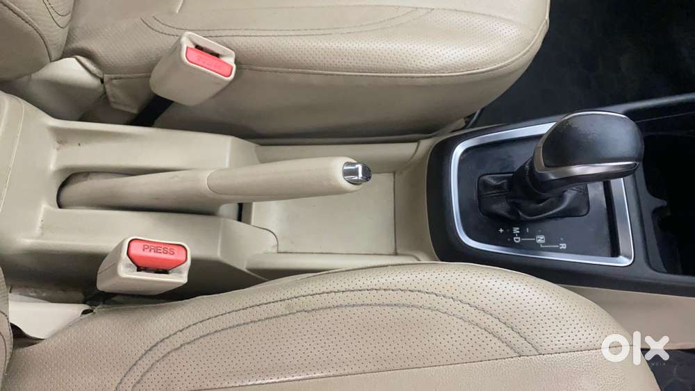 Maruti Suzuki Swift Dzire Zxi + Amt, 2017, Petrol