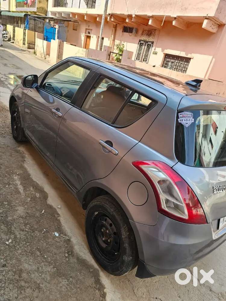 Maruti Suzuki Swift 2013 Diesel 90000 Km Driven