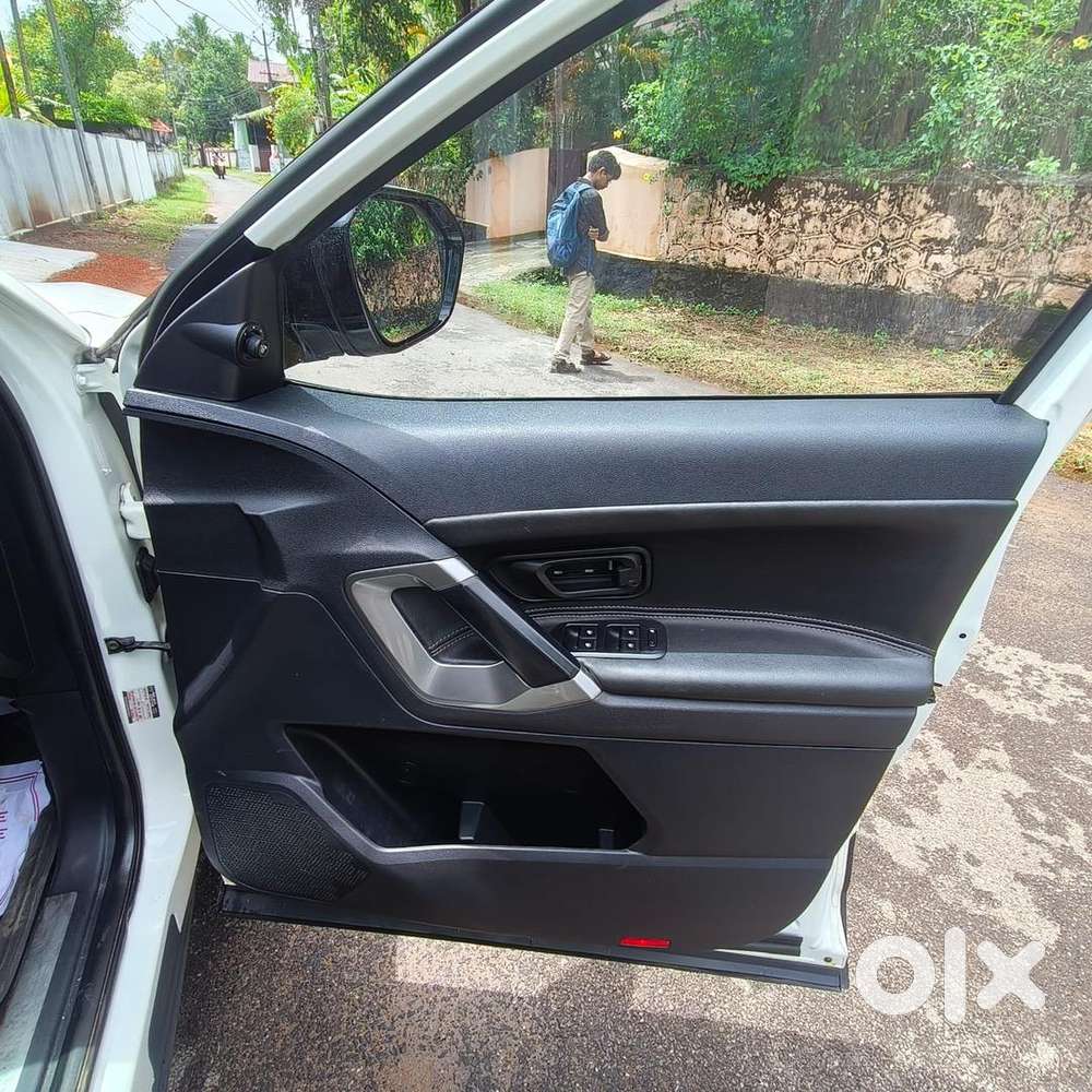 2019 Tata Harrier Xm