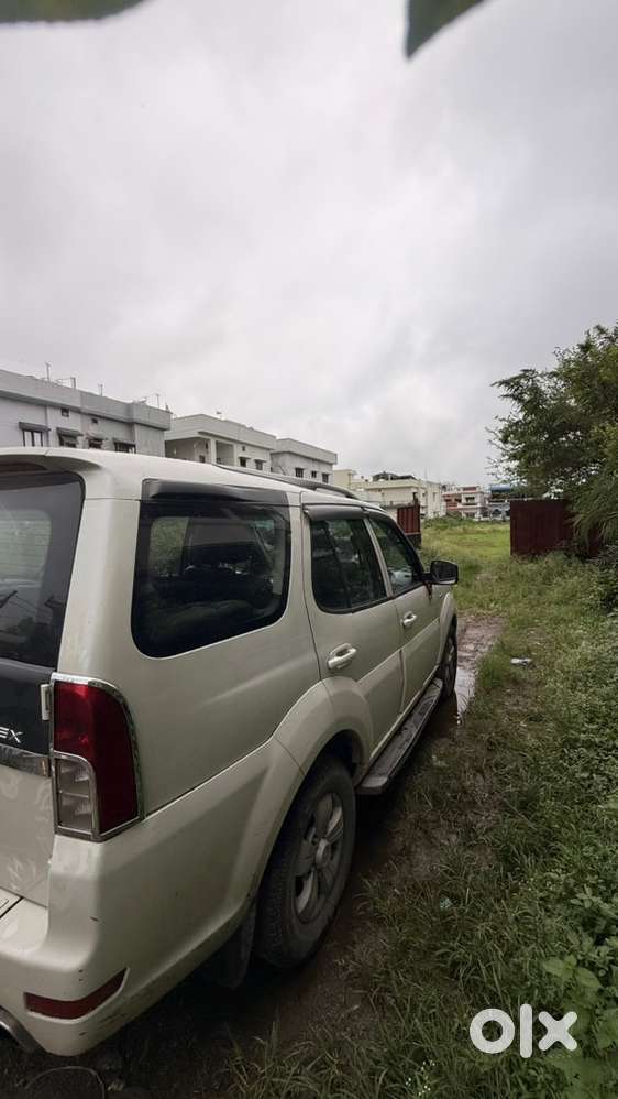 Tata Safari Storme 2015 Diesel 80000 Km Driven