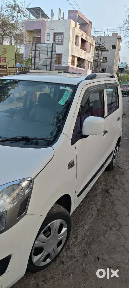 Vxi 4 Power Window Abs 4 Tyre 80% Top Model Back Wiper Back Cameraled