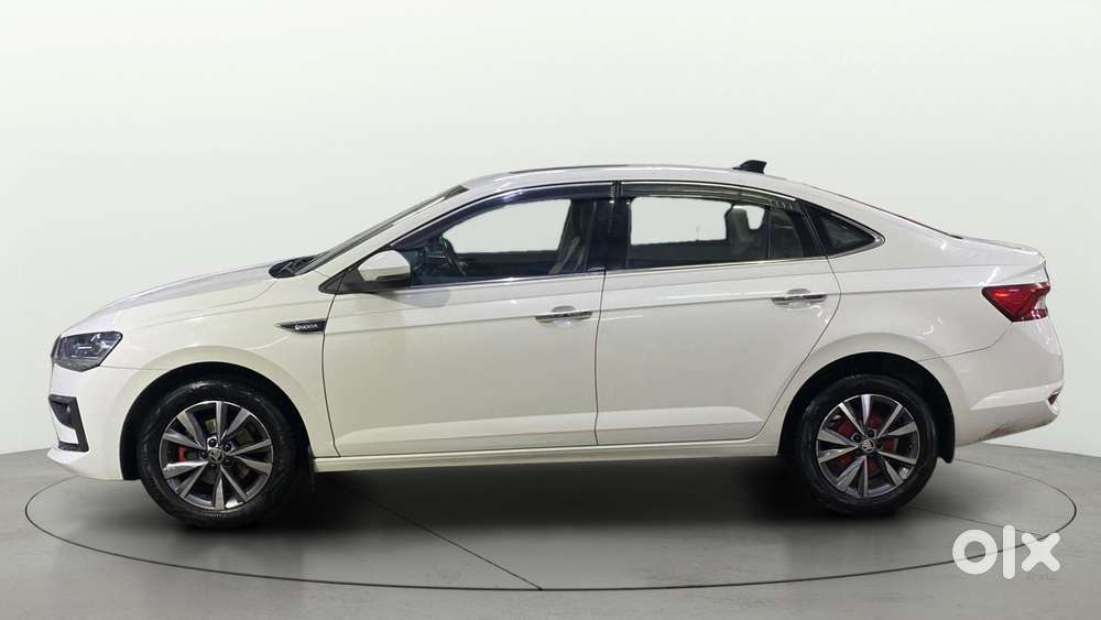 Skoda Slavia 1.0 Tsi Style At, 2022, Petrol