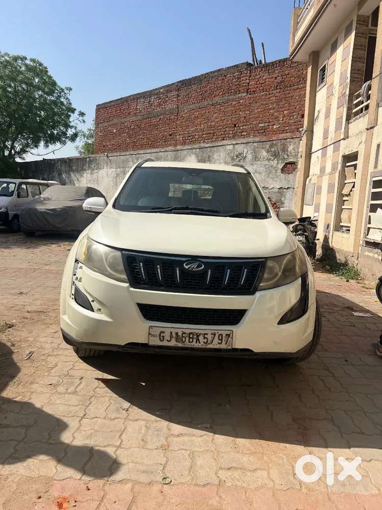 Mahindra Xuv500 2015 Diesel 124000 Km Driven