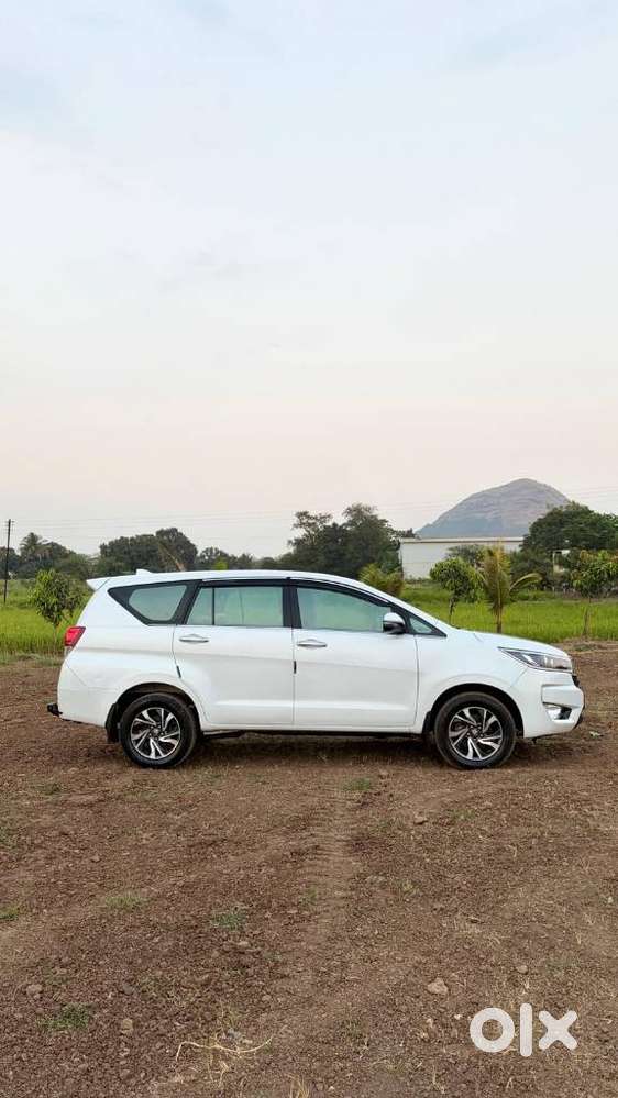 Toyota Innova Crysta 2.4 V, 2023, Diesel