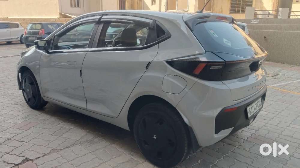 Tata Altroz, 2025, Cng & Hybrids