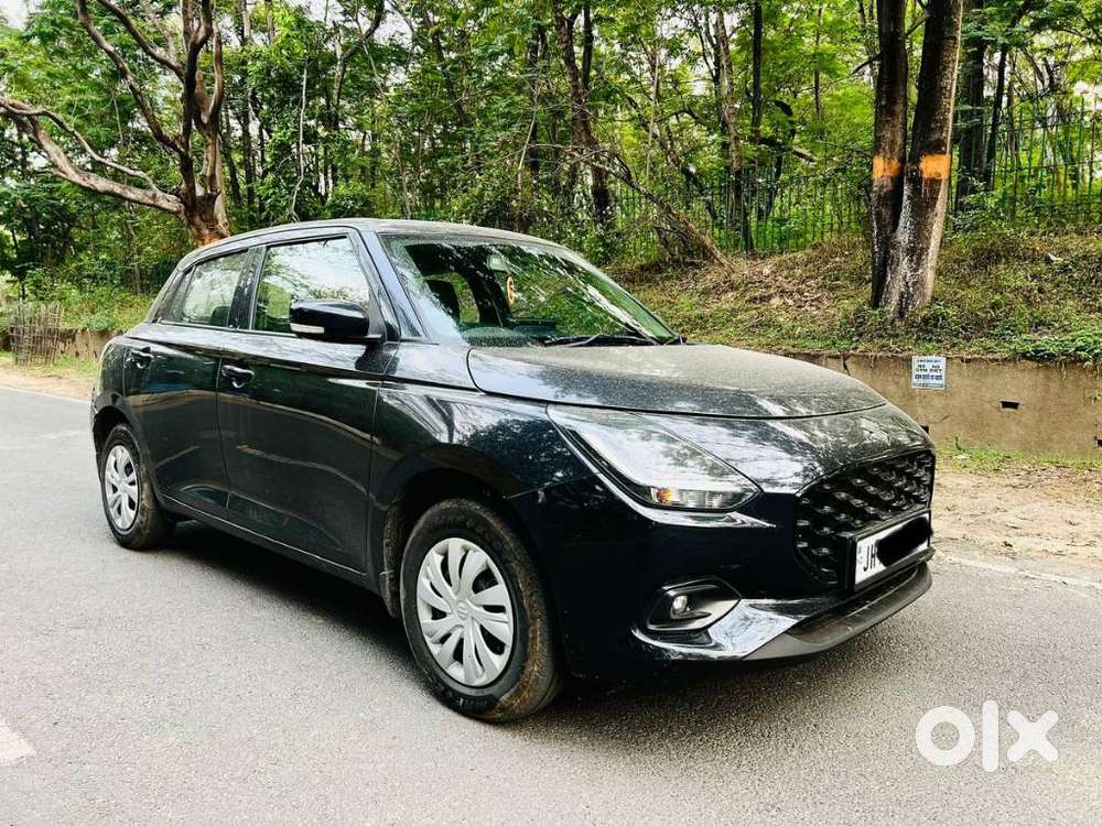 Maruti Suzuki Swift Vxi Optional, 2025, Petrol