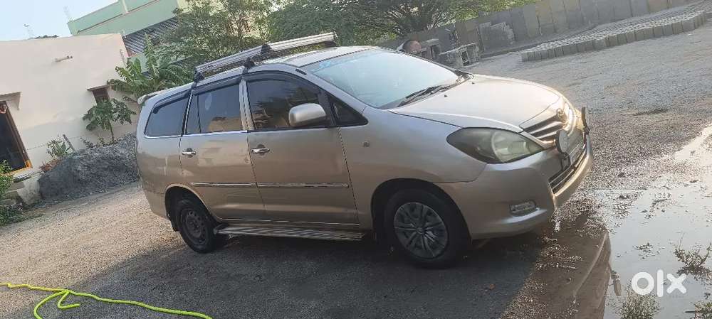 Toyota Innova 2009 Diesel Well Maintained