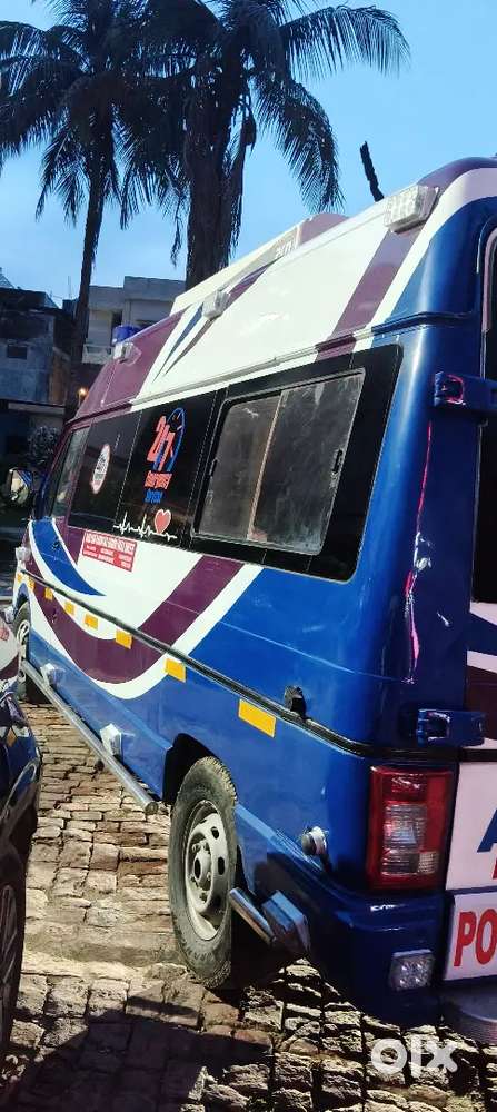 Tata Winger Deluxe 2018