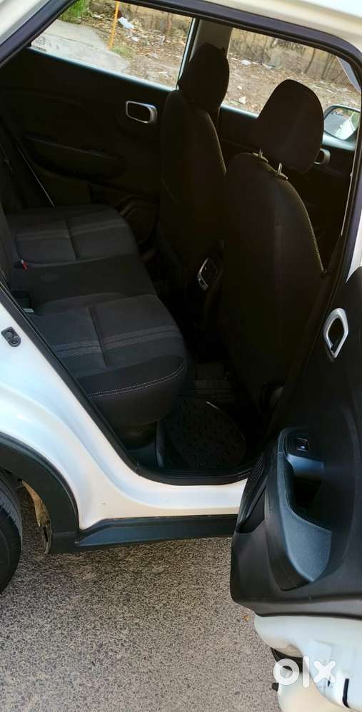 Hyundai Venue S 1.2 Petrol, 2020, Petrol