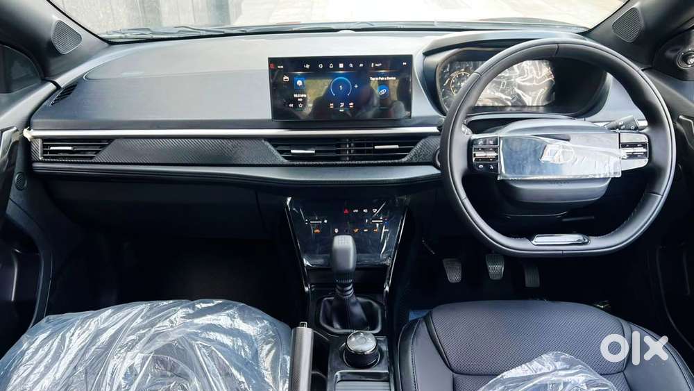 Tata Nexon Creative Plus 1.2 Petrol 6mt Dark Edition, 2025, Petrol