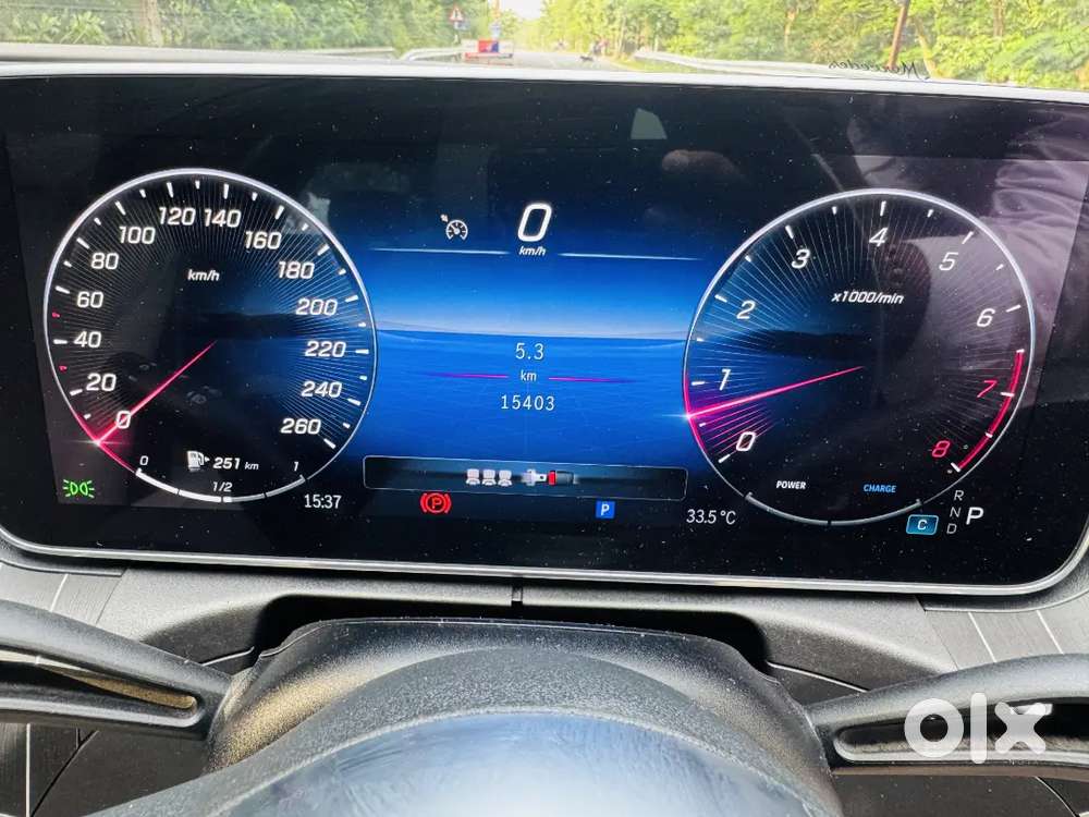 Mercedes-benz C-200 2025 Petrol 15500 Kms Driven