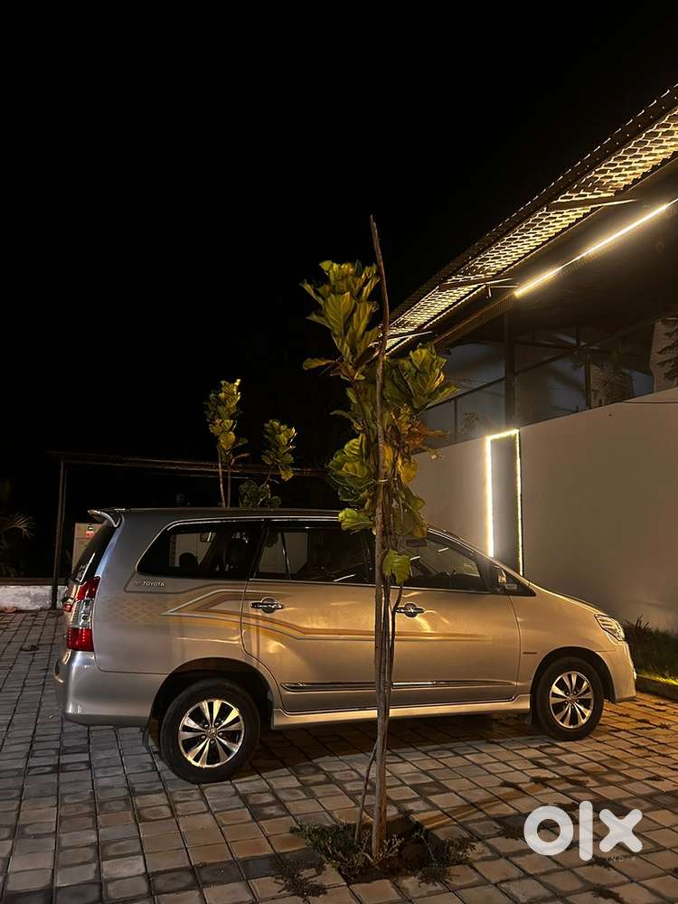 Toyota Innova 2.5 Zx 2015