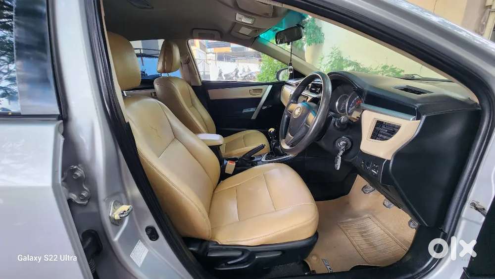 Toyota Corolla Altis 2014 December