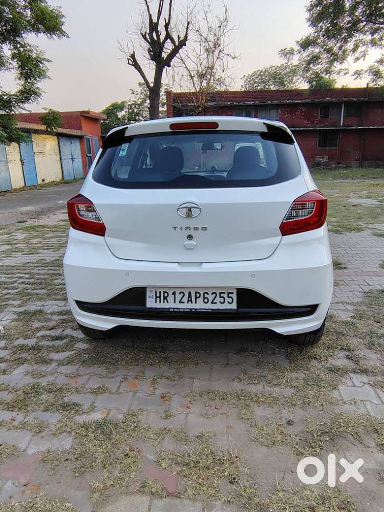 Tata Tiago 1.2 Revotron Xt (o), 2022, Petrol