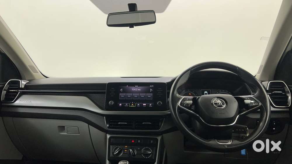 Skoda Kushaq Ambition 1.0l Tsi Mt, 2022, Petrol
