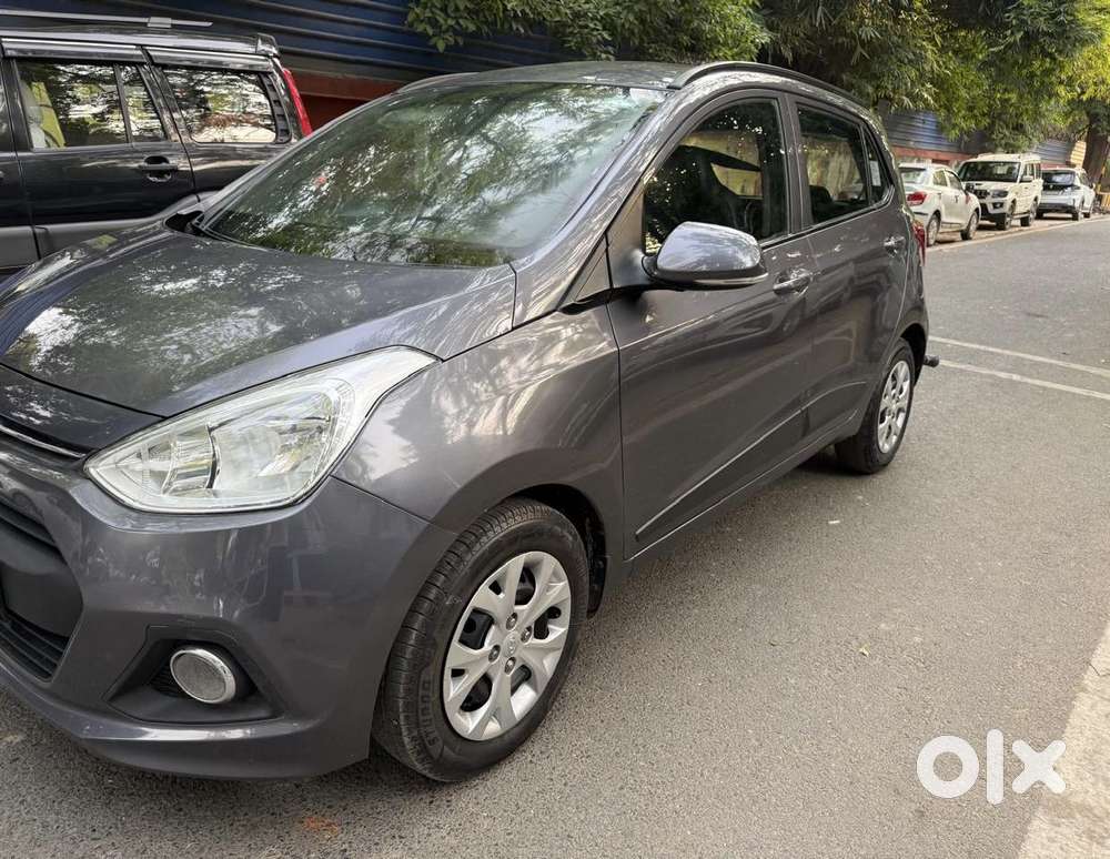 Hyundai Grand I10 Sportz, 2016, Petrol