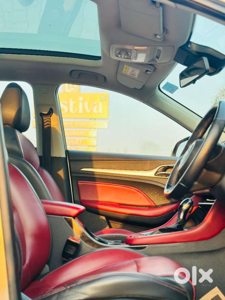 Mg Astor 1.5 Savvy Cvt S Red, 2022, Petrol