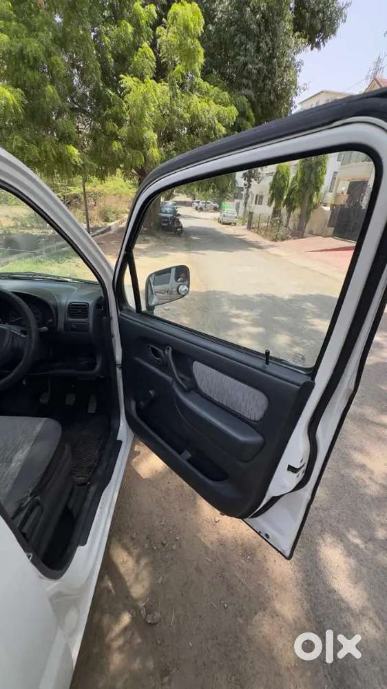 Well Maintain Car. Koi Kharcha Nhi He Car Me. Call Number