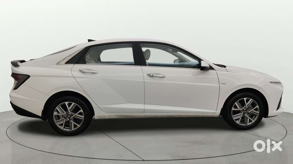 Hyundai Verna 1.5 Sx (o) Ivt, 2025, Petrol