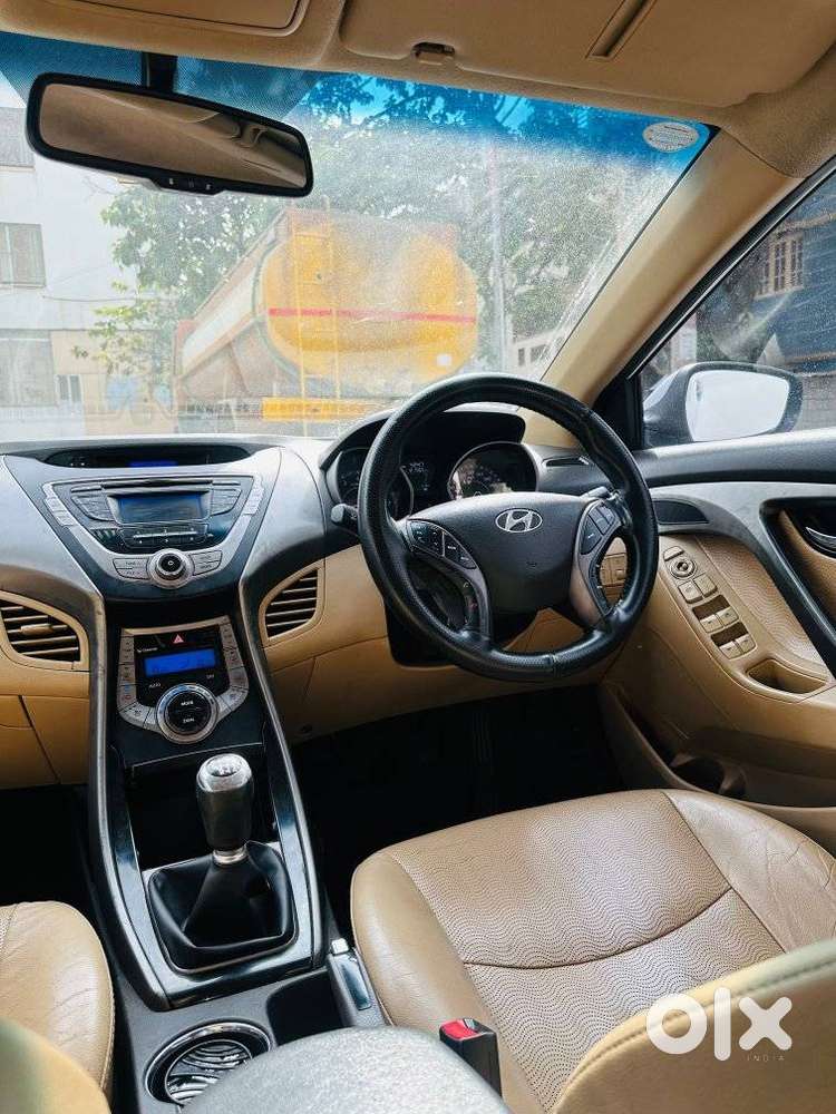 Hyundai Elantra 1.8 Sx Mt, 2014, Petrol