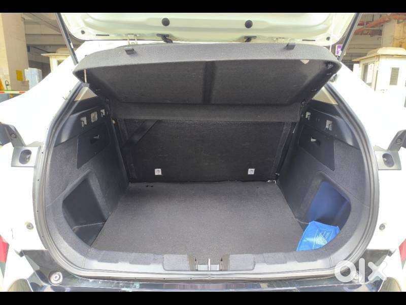 Tata Curvv Creative 1.2 Revotron Petrol 6mt, 2024, Petrol