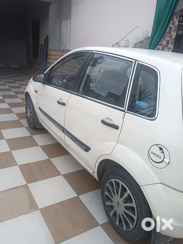 Ford Figo 2012 Diesel Well Maintained