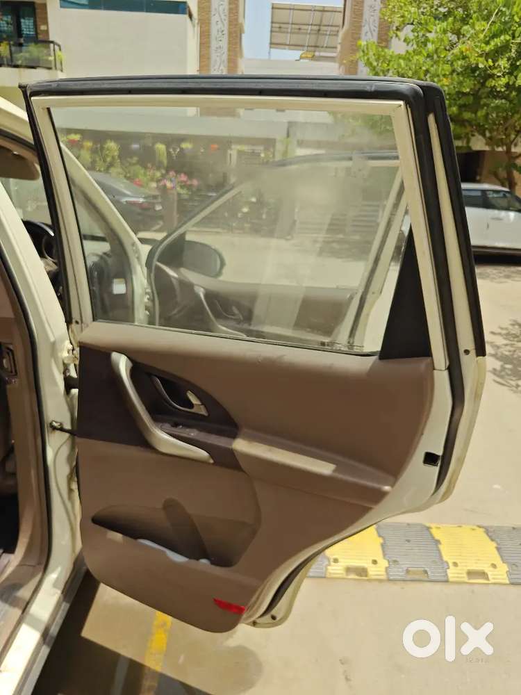 Mahindra Xuv500 2015 Diesel 2wd