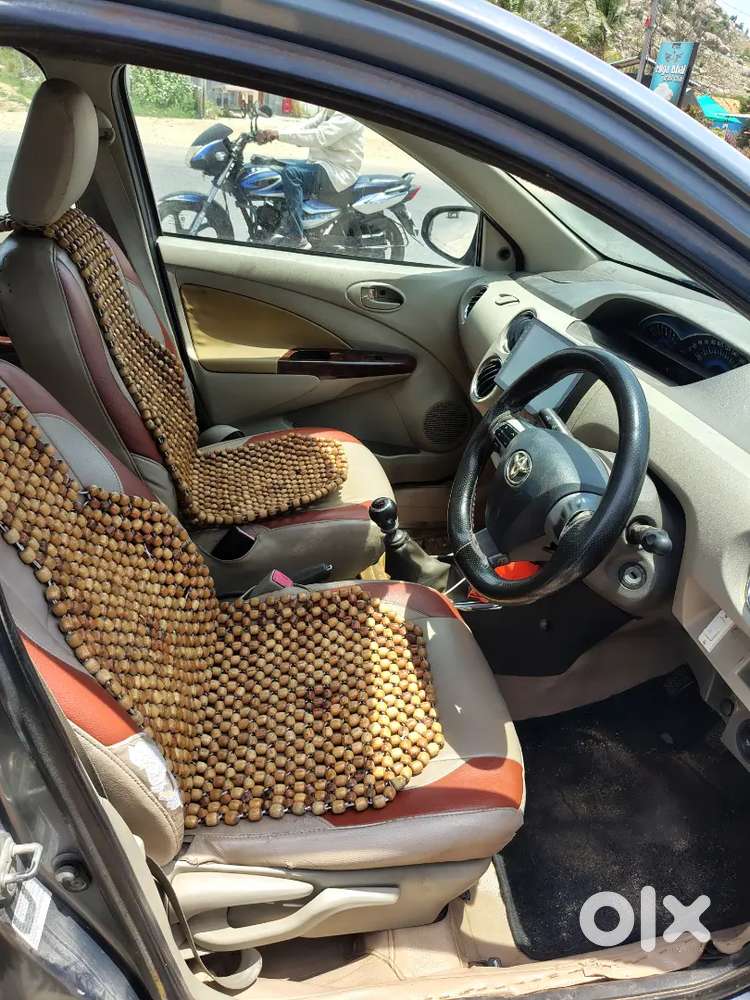 Toyota Etios 2013 Diesel 225000 Km Driven