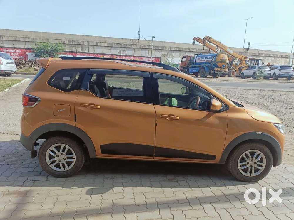 Renault Triber Rxt, 2020, Petrol