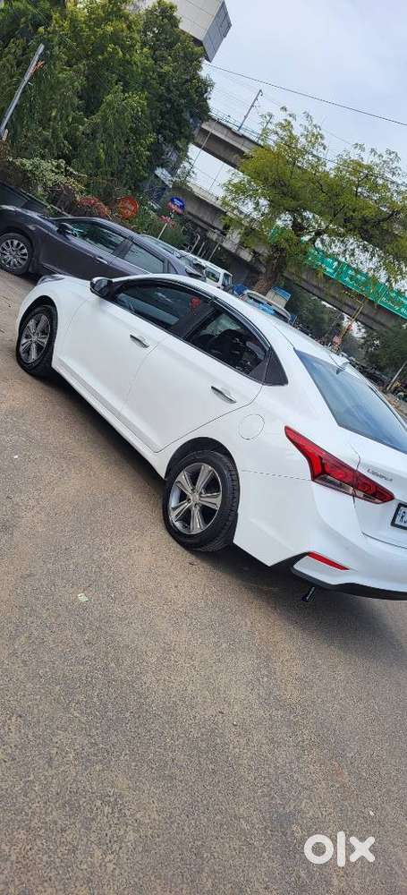 Hyundai Verna 1.6 Sx (o) Crdi At, 2019, Diesel