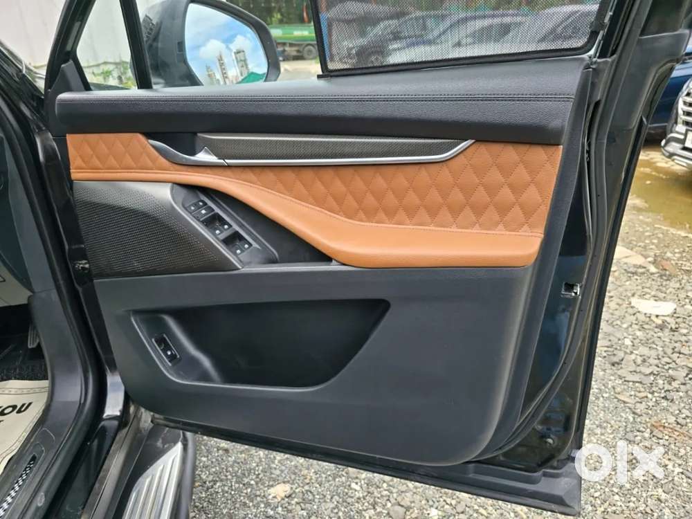 Mg Gloster Savvy 7 Seater, 2024, Diesel