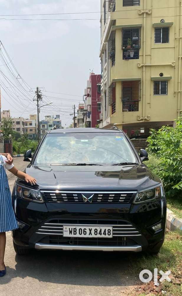 Xuv300 W8(o) Pet Mt 2022 Facelift Top End  11,700 Km  Self Driven