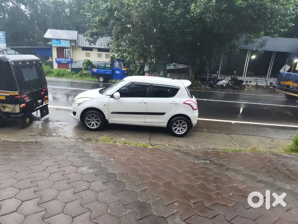 Maruti Suzuki Swift 2012 Diesel Car