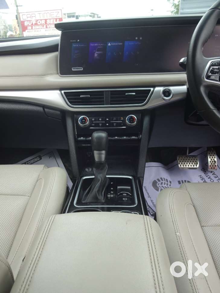 Mahindra Xuv700 2.2 Ax 7 Diesel At Luxury Pack Str, 2023, Diesel