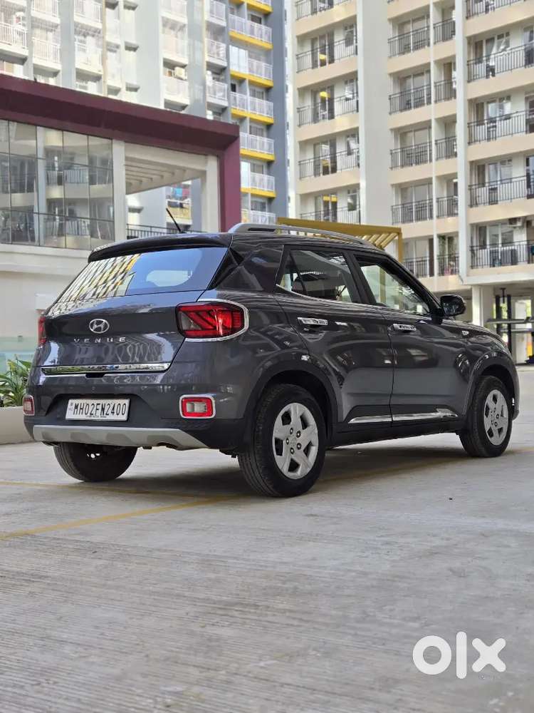 Hyundai Venue Sx 2021 Petrol Manual