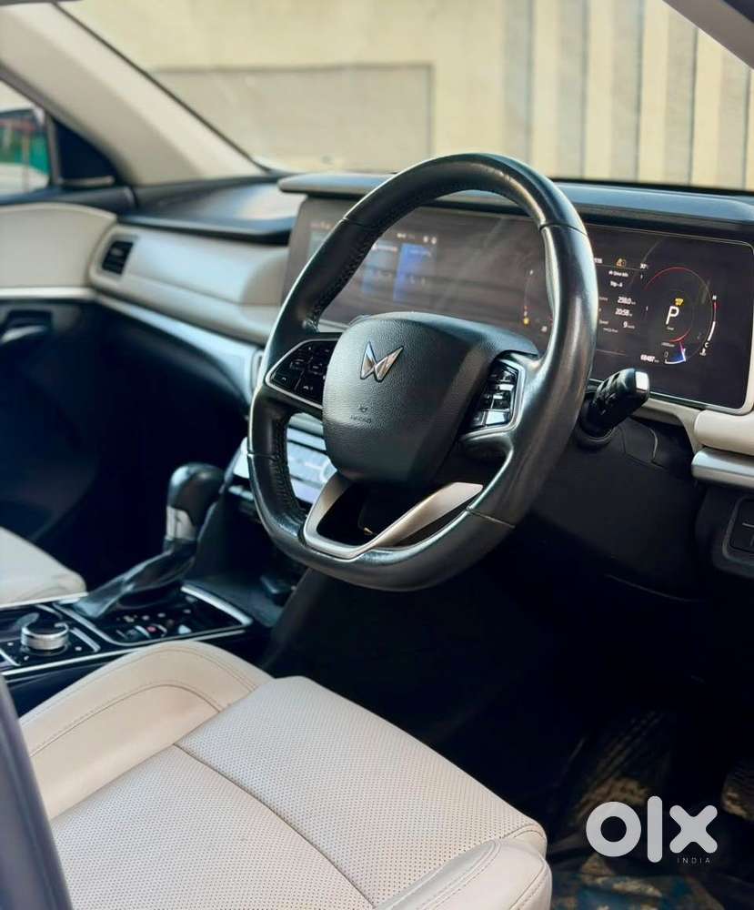 Mahindra Xuv700, 2022, Diesel