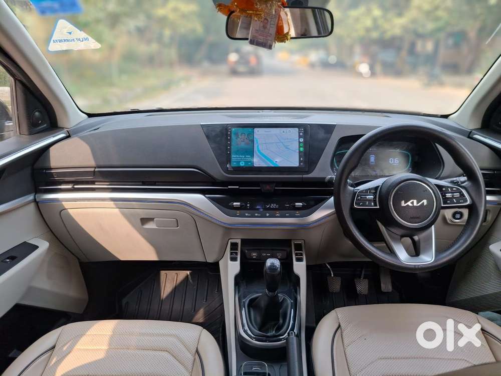 Kia Carens 1.4 Prestige Plus Turbo 7 Str, 2022, Petrol