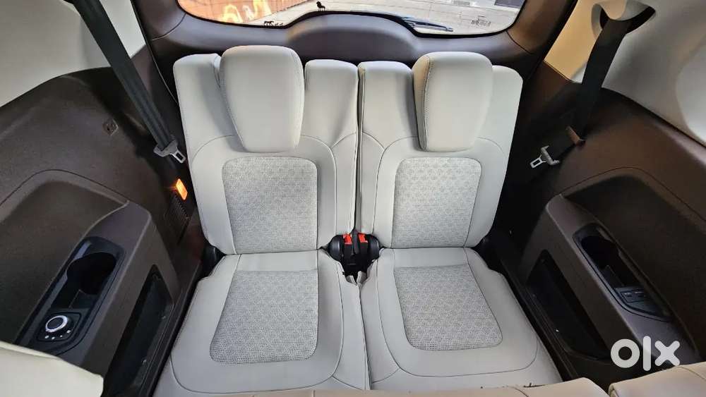 2024 Safari Diesel Accomplished Plus 7 Seater