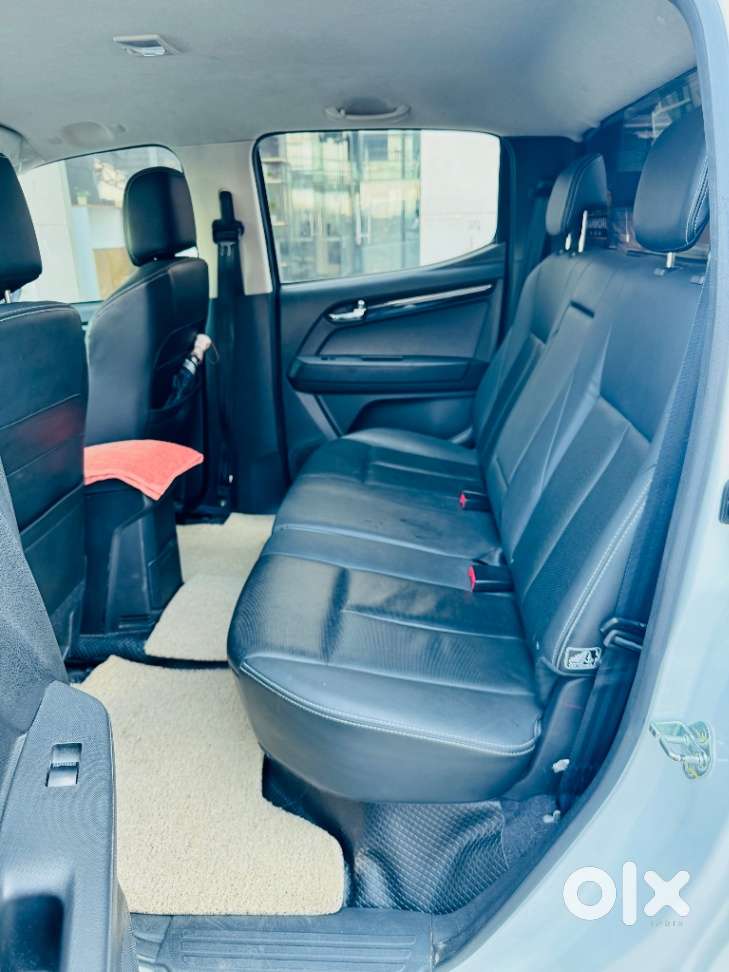 Isuzu V-cross Z 4x4 Mt, 2019, Diesel