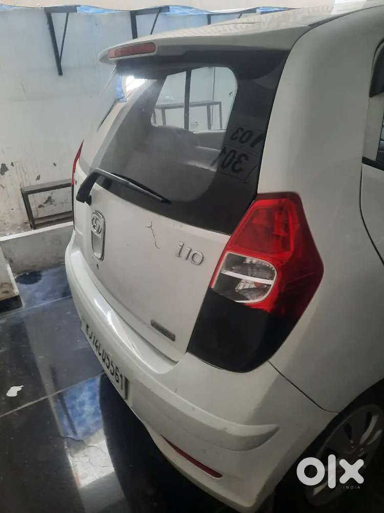 Hyundai I10 Sportz 2012,all 4 Tyries New With Mrf Brand.