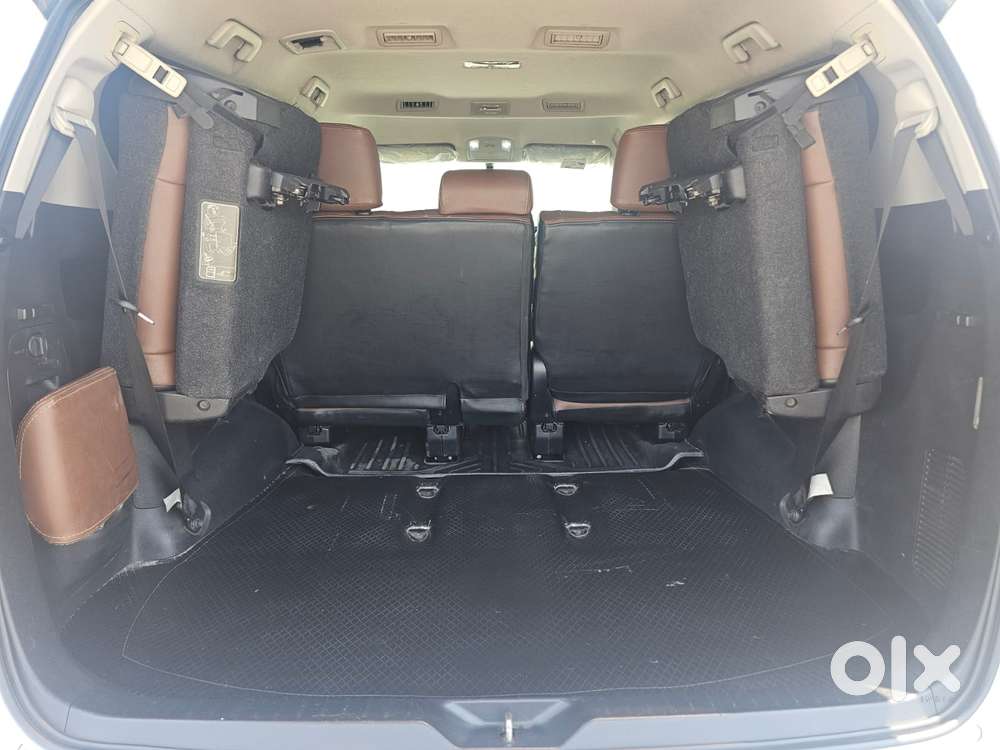 Toyota Innova Crysta 2.4 G Mt 7 Str, 2021, Diesel