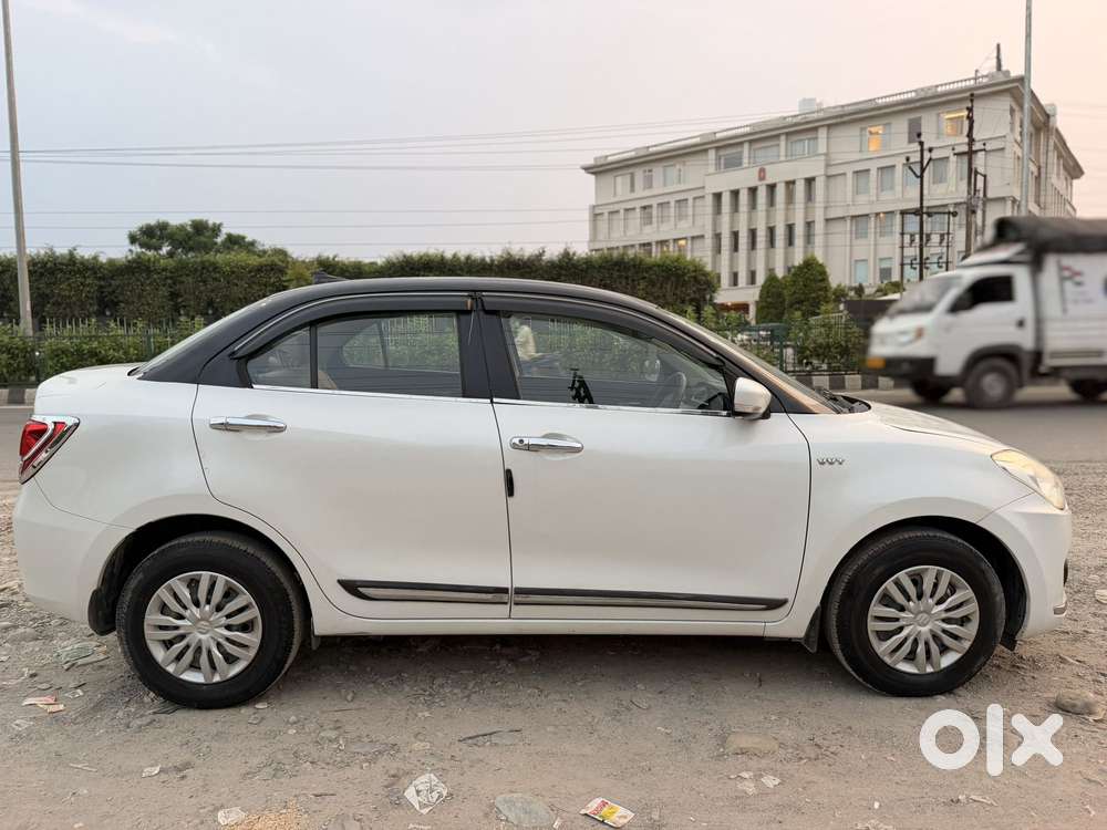 Maruti Suzuki Swift Dzire Vxi Optional, 2018, Petrol