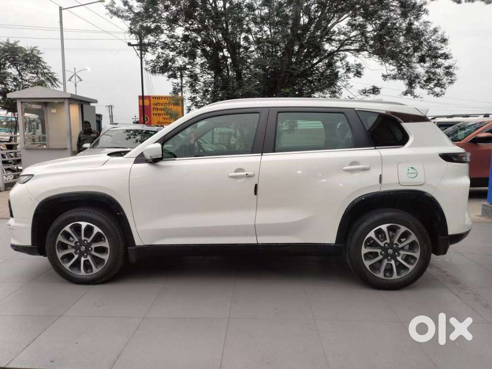Maruti Suzuki Grand Vitara 1.5 Alpha Plus Intelligent Hybrid Ecvt, 2..