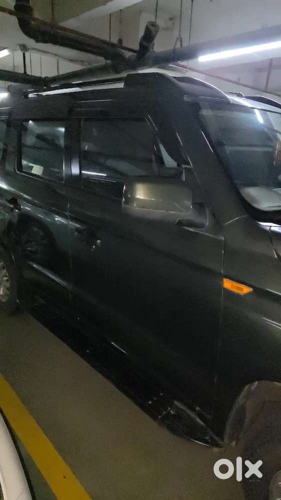 Mahindra Tuv 300 2017 Diesel Well Maintained