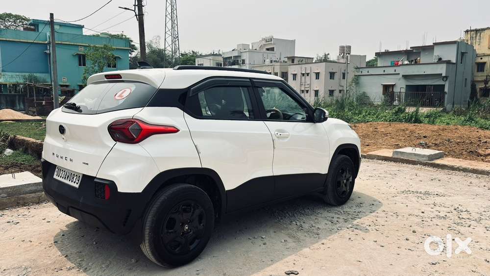 2 Month Old Tata Punch Cng Top Model