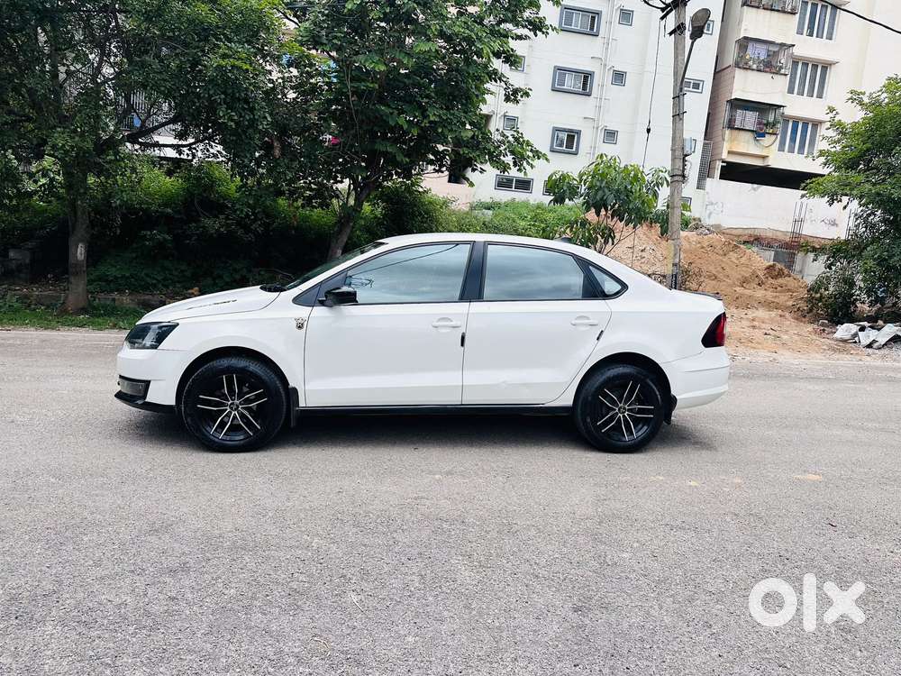 Skoda Rapid 1.6 Style Mpi At Monte Carlo Edition, 2019, Petrol