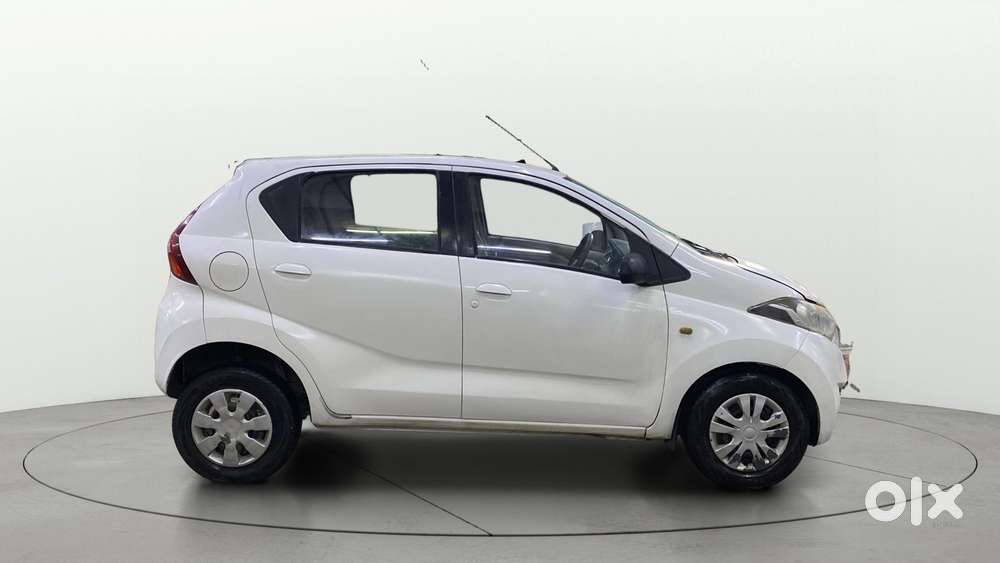 Datsun Redigo T Option, 2017, Petrol