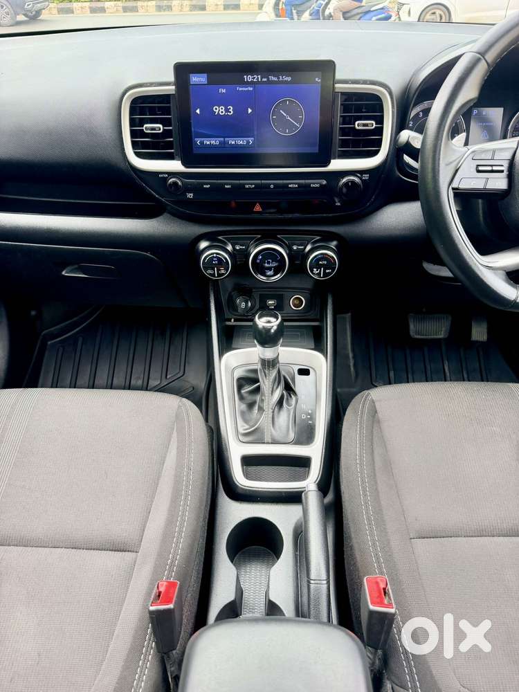 Hyundai Venue 1.0 Sx Plus Turbo Dct Dual Tone, 2021, Petrol